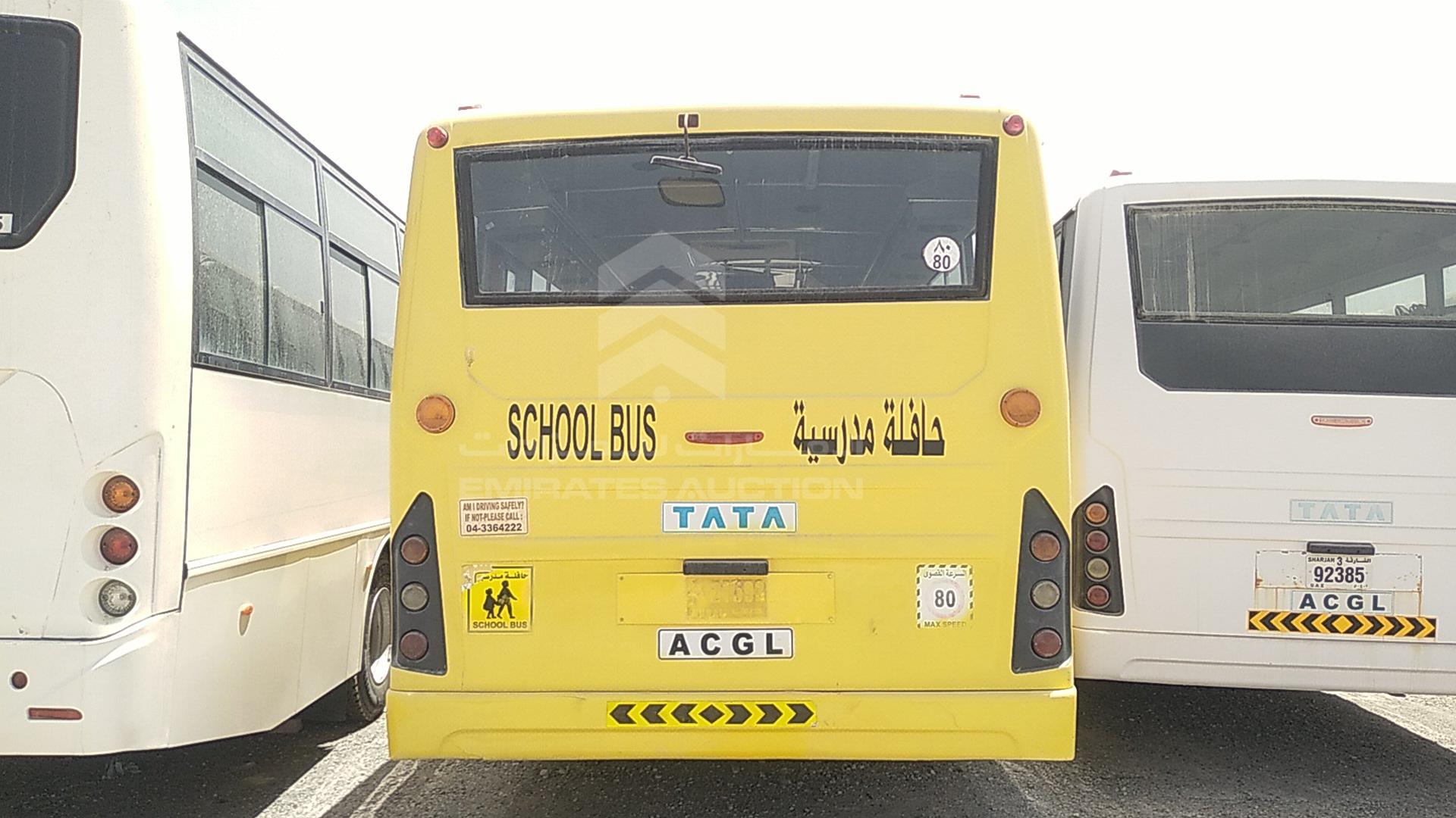 2014 TATA LPO1618 VIN: MAT449253E0L01105
