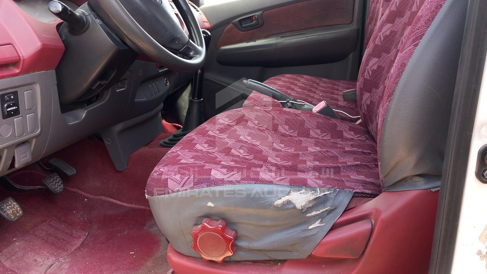 2015 TOYOTA HILUX VIN: MR0EW12G9F3032359