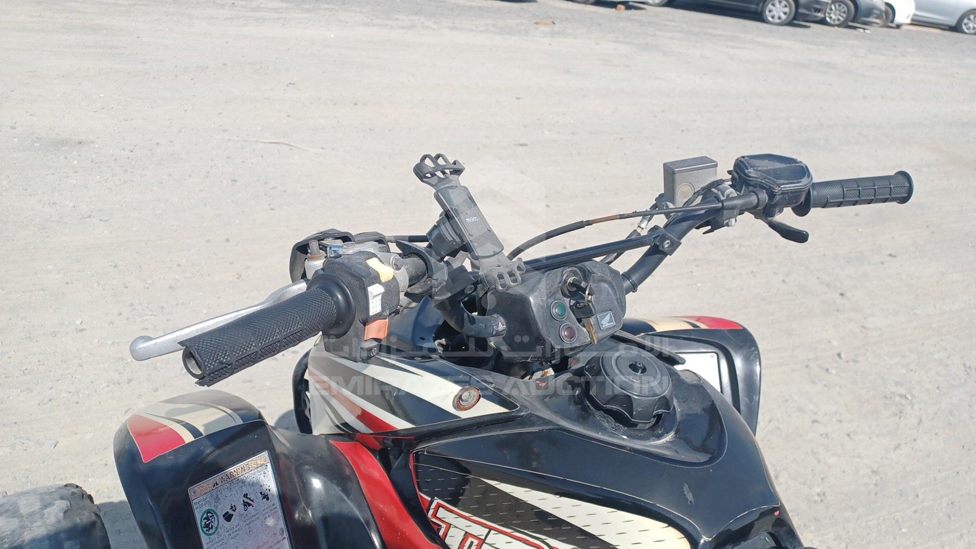 0 HONDA TRX VIN: JH2TE32086K008199