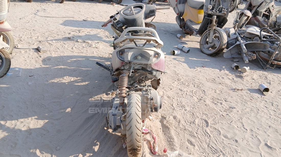 2014 Suzuki AN125HK — Rear View — Photo 6