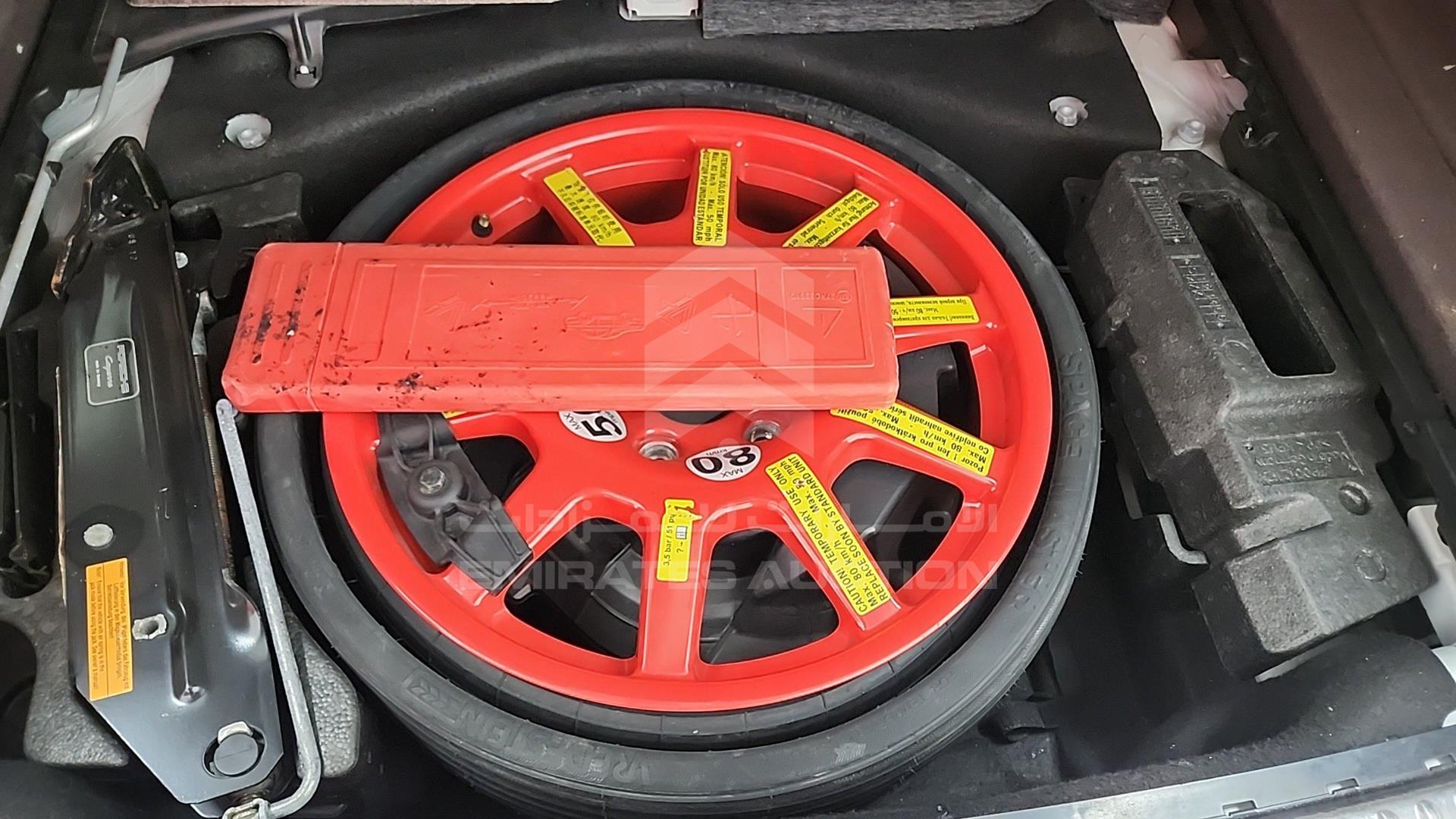 2013 PORSCHE CAYENNE GTS VIN: WP1ZZZ92ZDLA75797