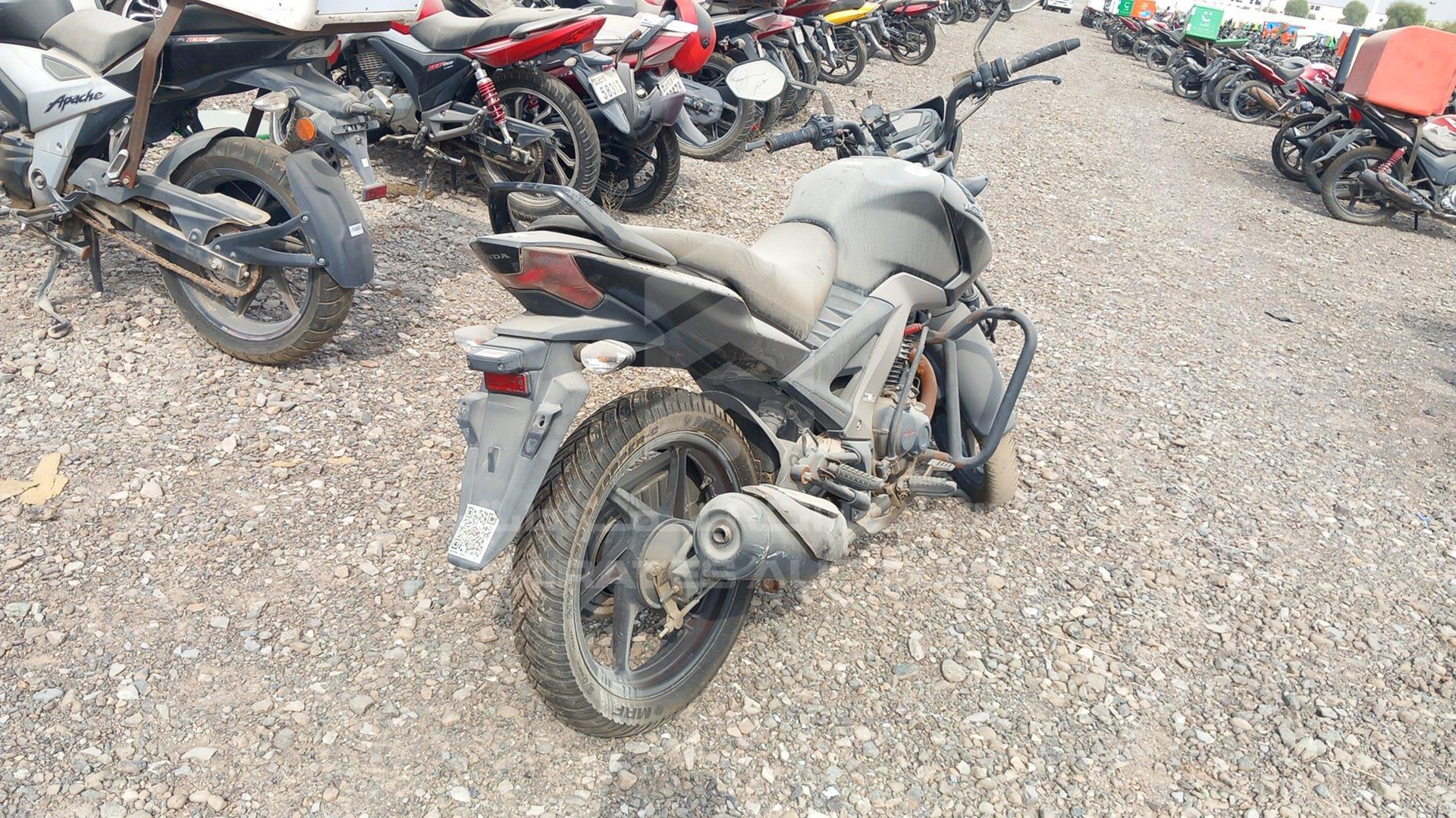 2015 HONDA UNICORN 160 VIN: ME4KC2035G8000470