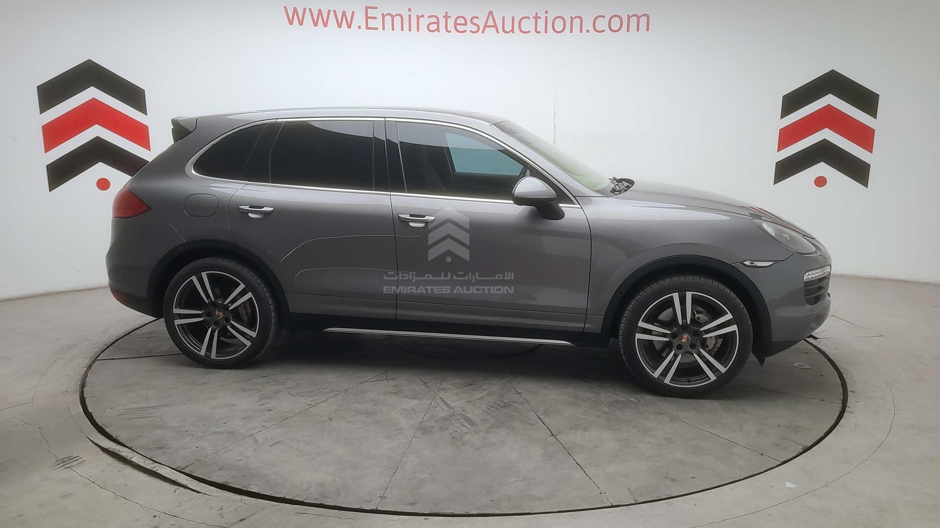 2012 PORSCHE CAYENNE S VIN: WP1ZZZ92ZCLA50158