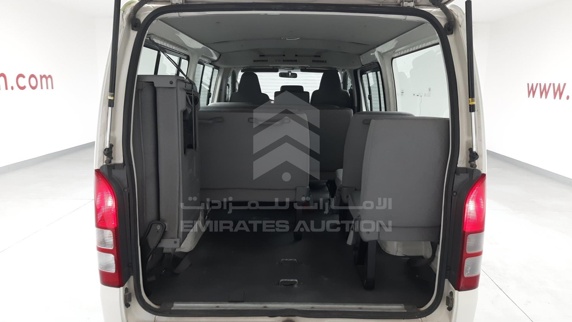 2007 TOYOTA HIACE VIN: JTGJX02P575007598