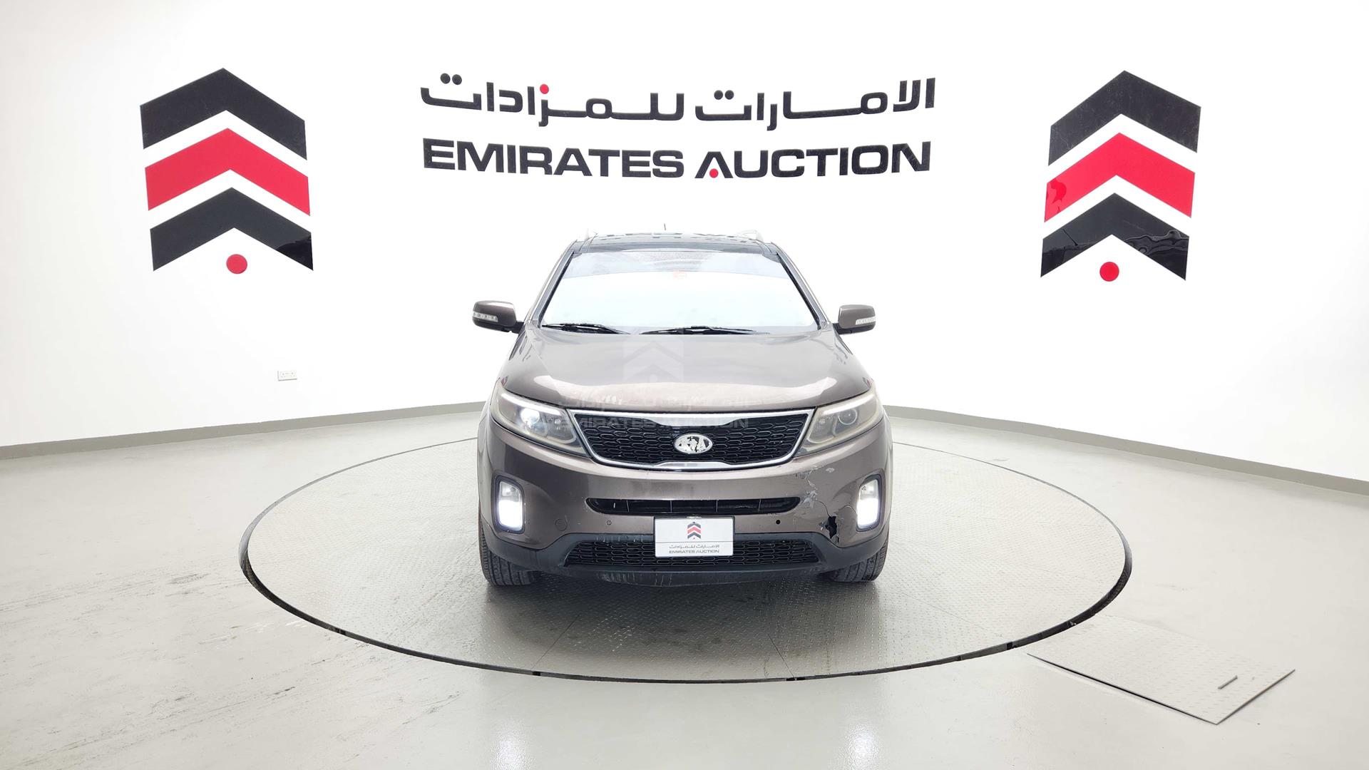 2015 KIA SORENTO VIN: KNAKU8119F5512075