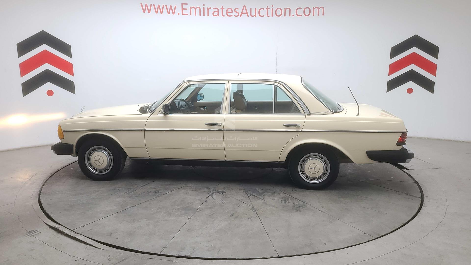 1979 MERCEDES 240D VIN: 12312310113962