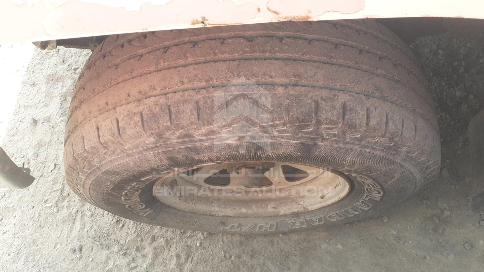 1999 NISSAN 2400 VIN: JN10UGY60Z0098110
