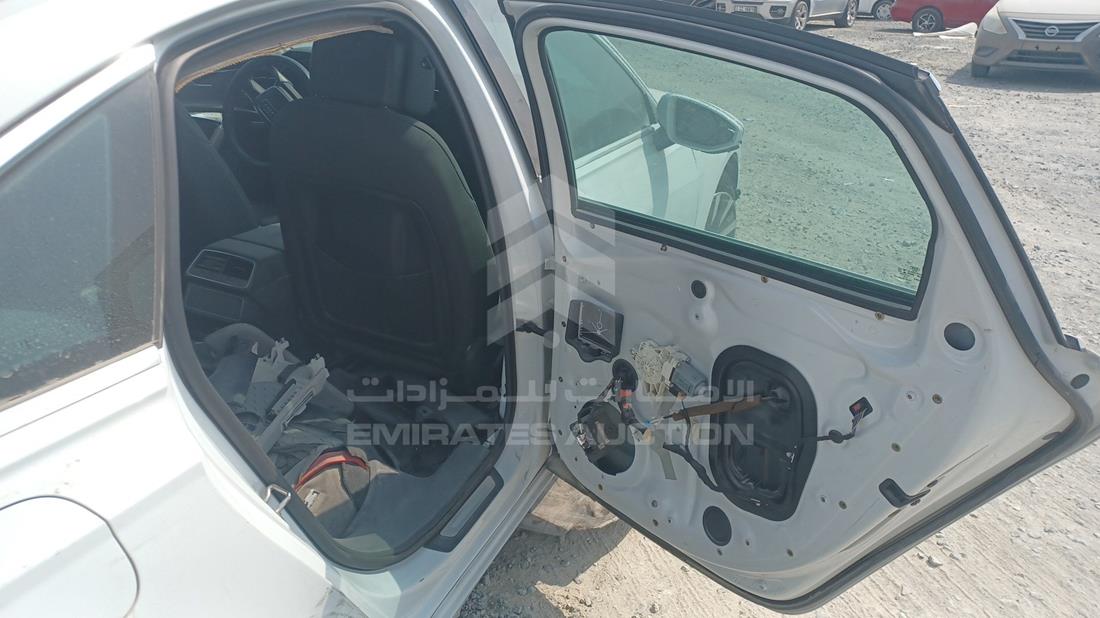 اودي ايه 6 2020 — الباب الخلفي الأيمن — صورة 20