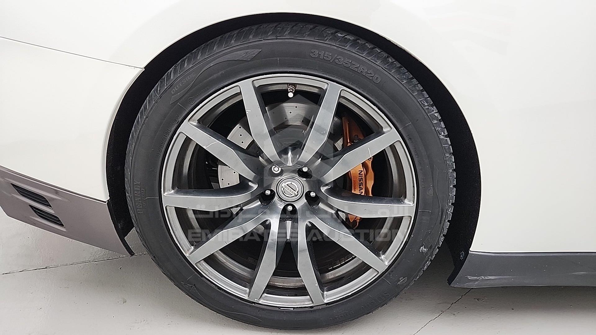 2013 NISSAN GTR VIN: JN1AR5EF6DM660016
