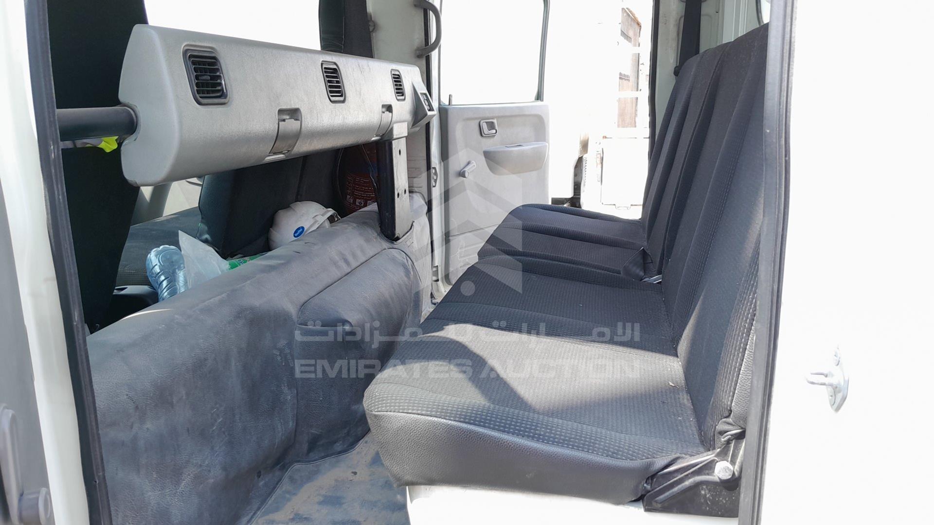 2017 MITSUBISHI CANTER VIN: JL7B6E1P7HK017235