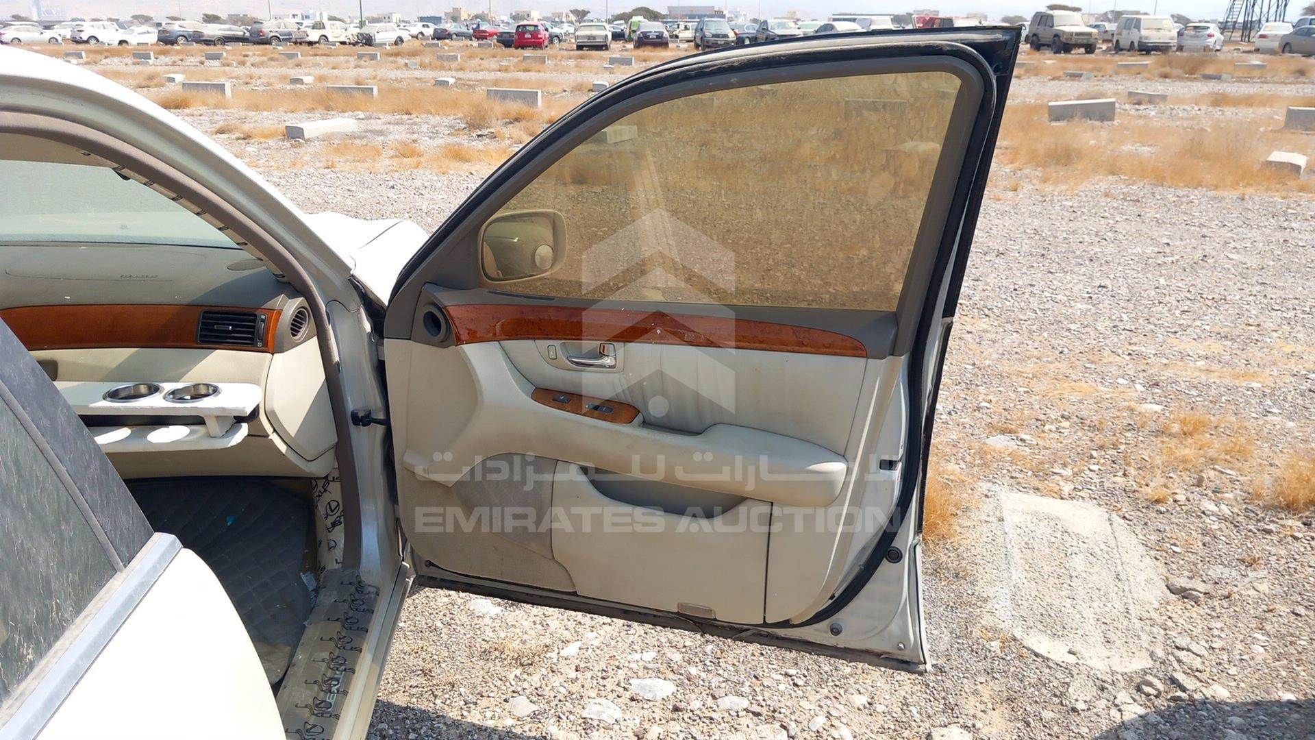 2001 LEXUS LS 430 VIN: JTHBN30F910049181