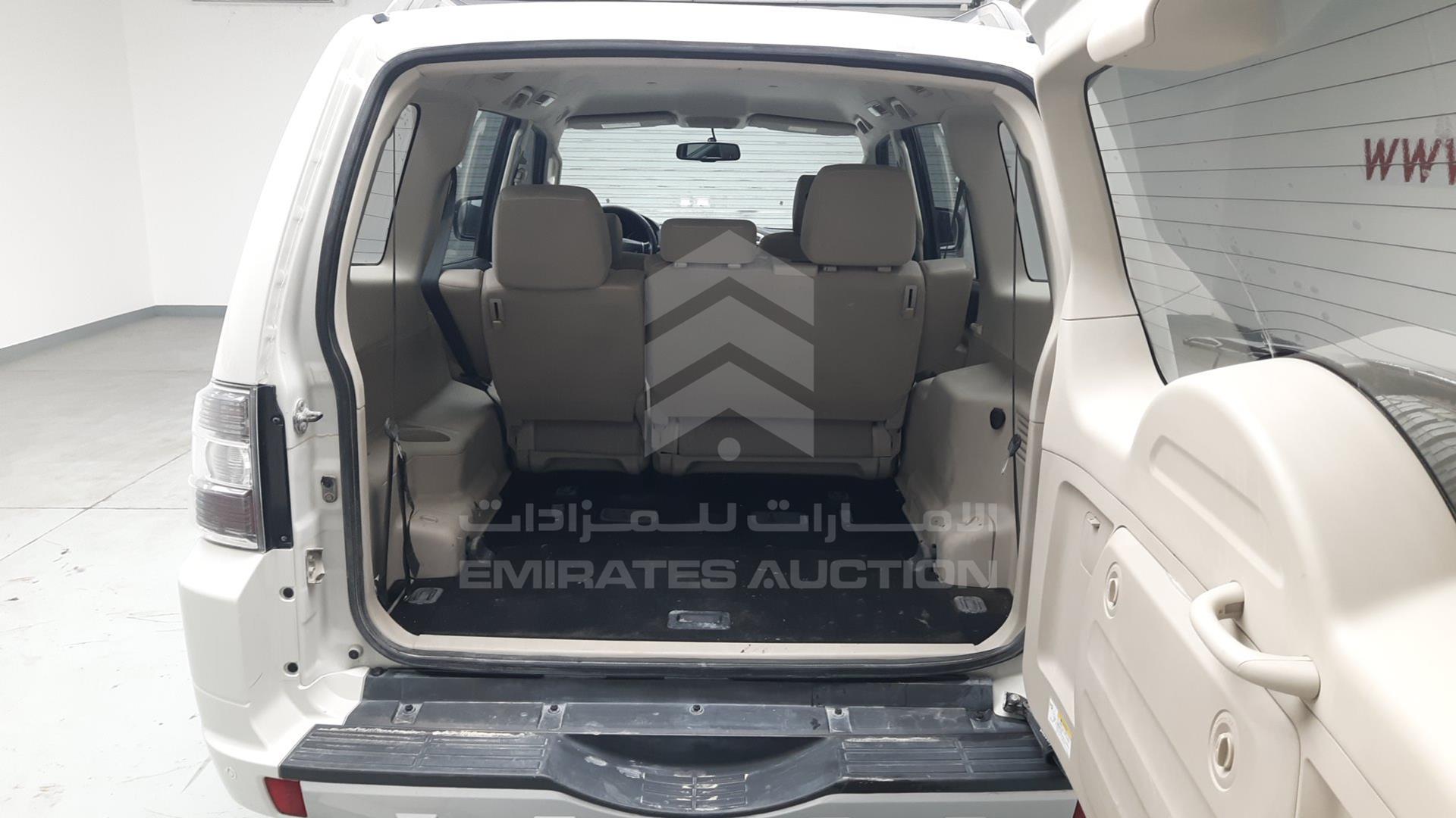 2017 MITSUBISHI PAJERO VIN: JE4MR62N3HJ705986