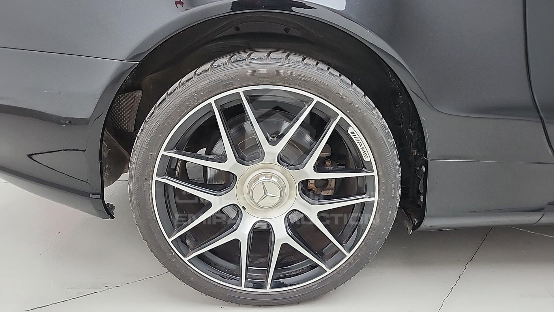 2007 MERCEDES SL 500 VIN: WDBSK71F37F122470