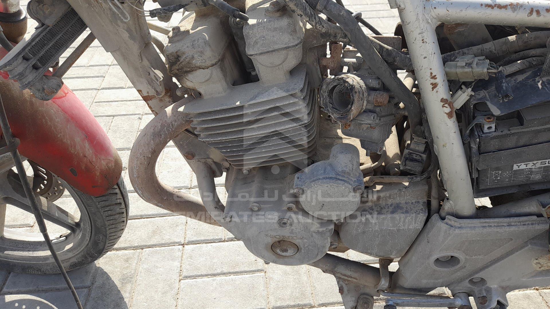 0 HONDA MOTORBIKE VIN: 9C2MC35007R300660