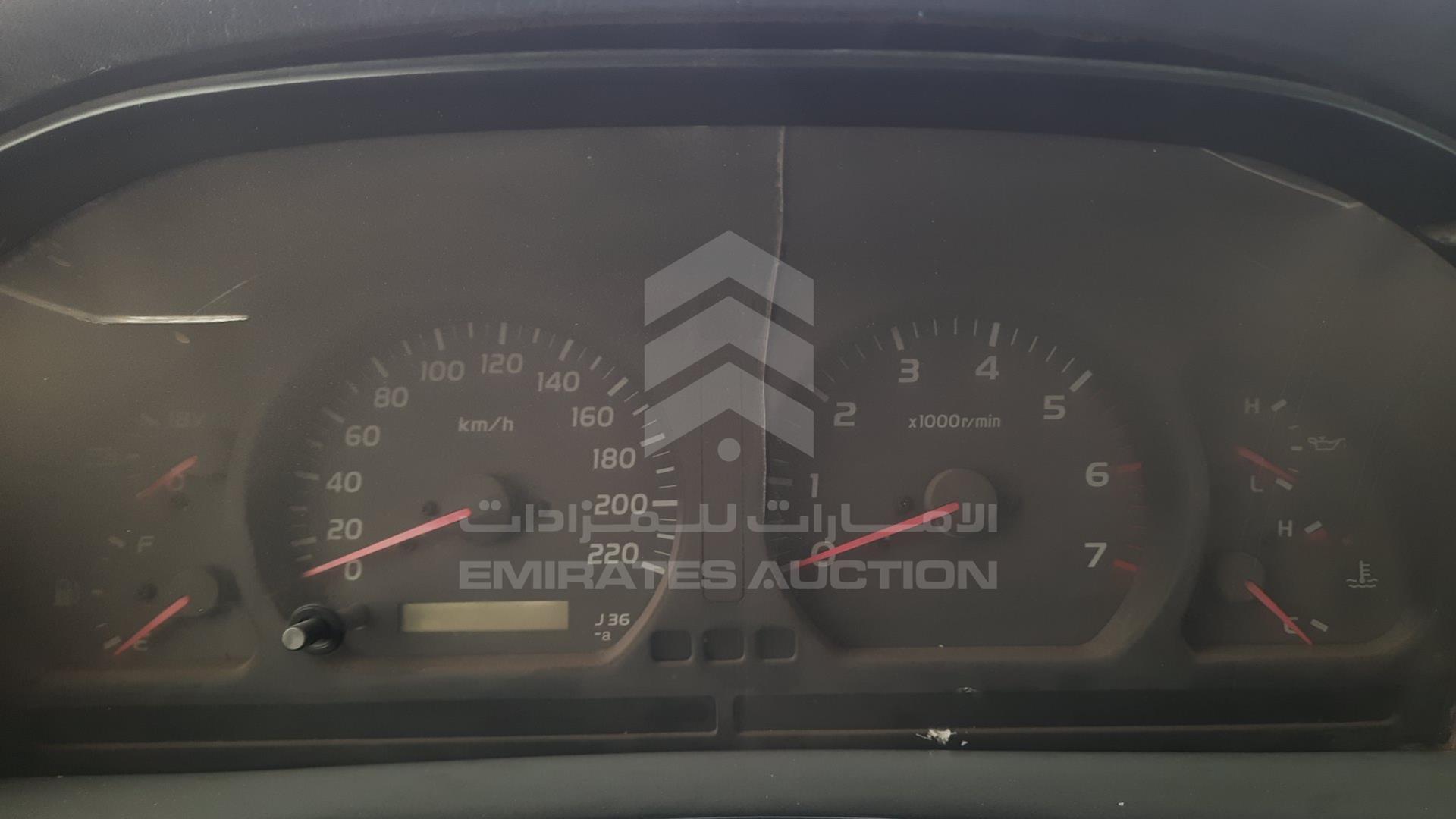 2001 TOYOTA LAND CRUISER VIN: JTGHJ01J313000908