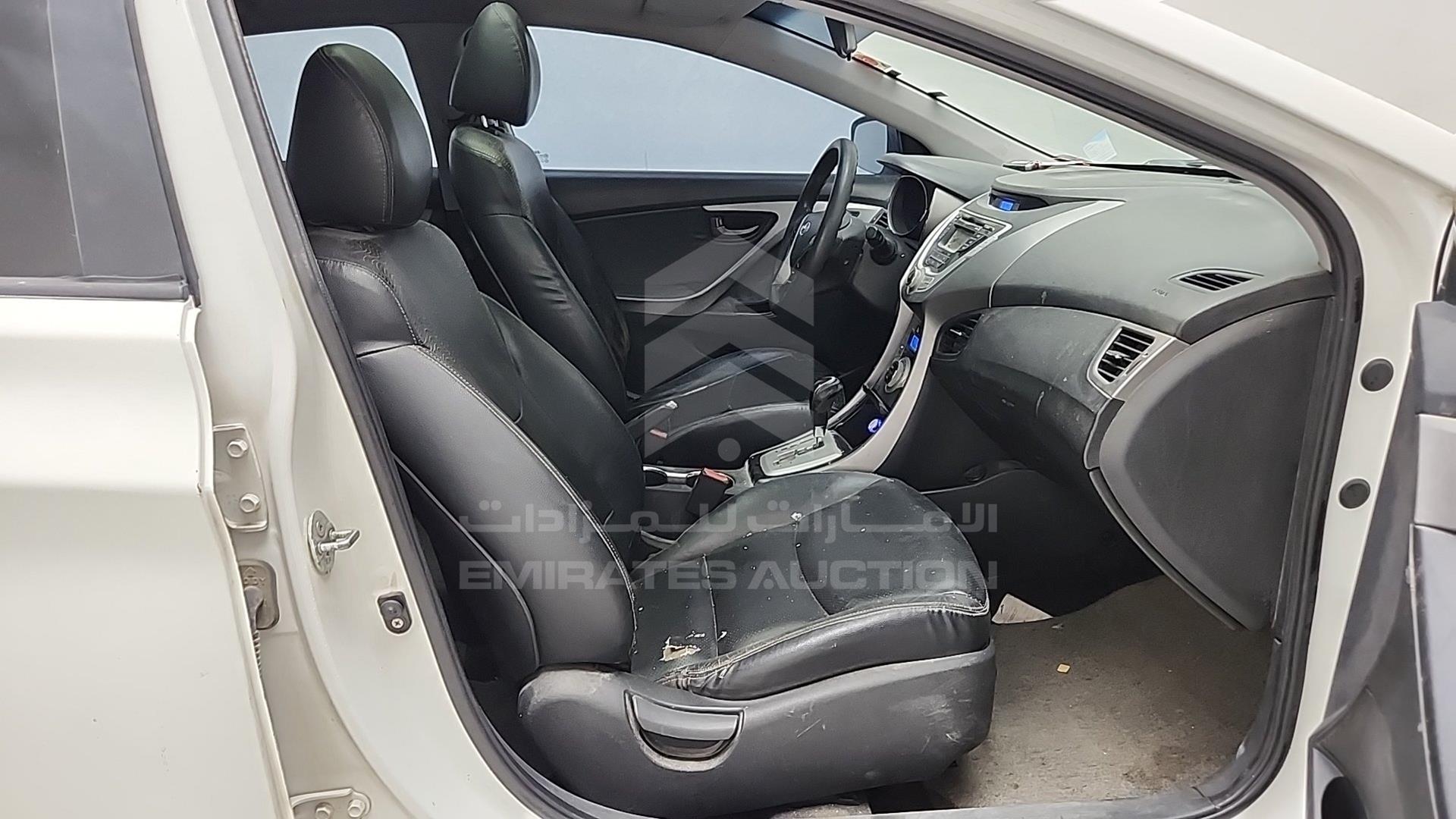 2012 HYUNDAI ELANTRA VIN: KMHDH41E6CU286117