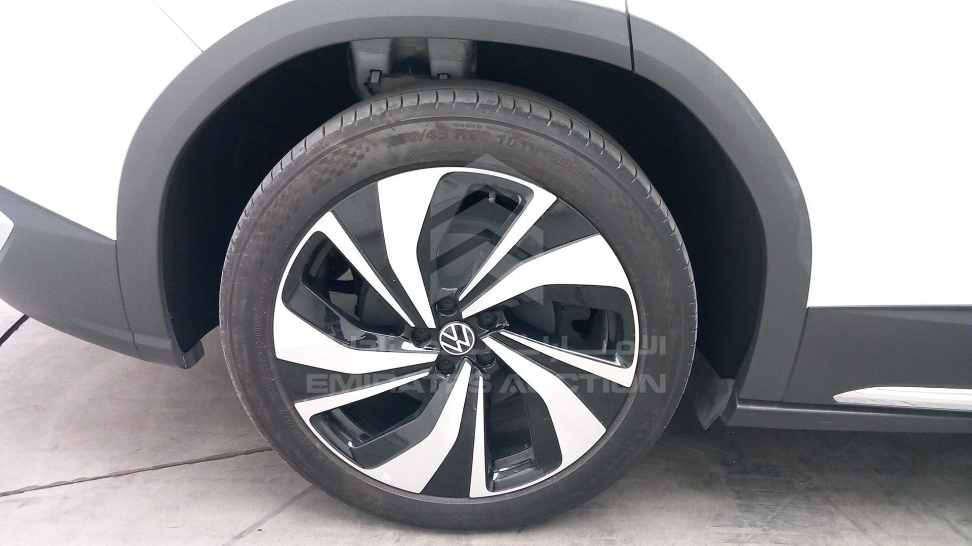 2022 VOLKSWAGEN ID 6 CROZZ VIN: LFVVB9E70N5150431