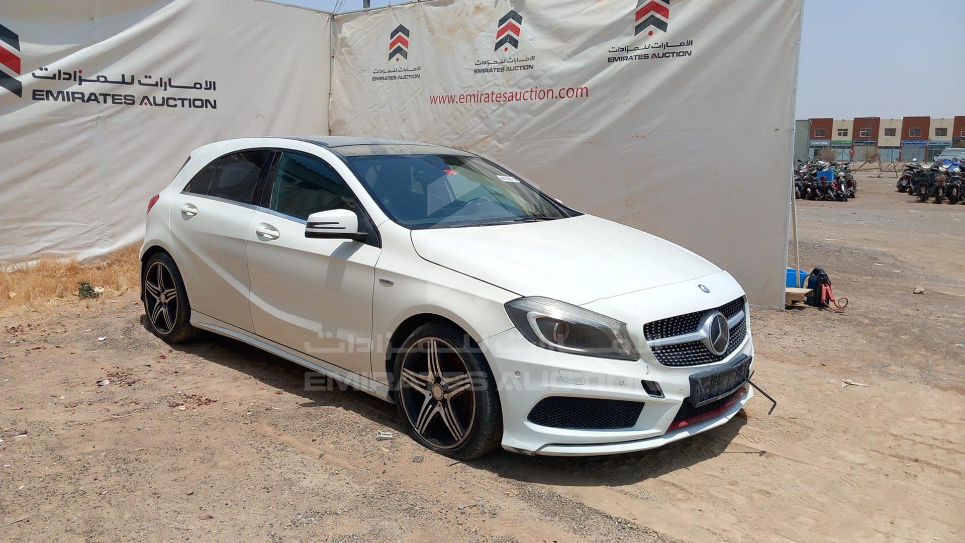 2014 MERCEDES A 250 VIN: WDDBF4EB4EJ245917