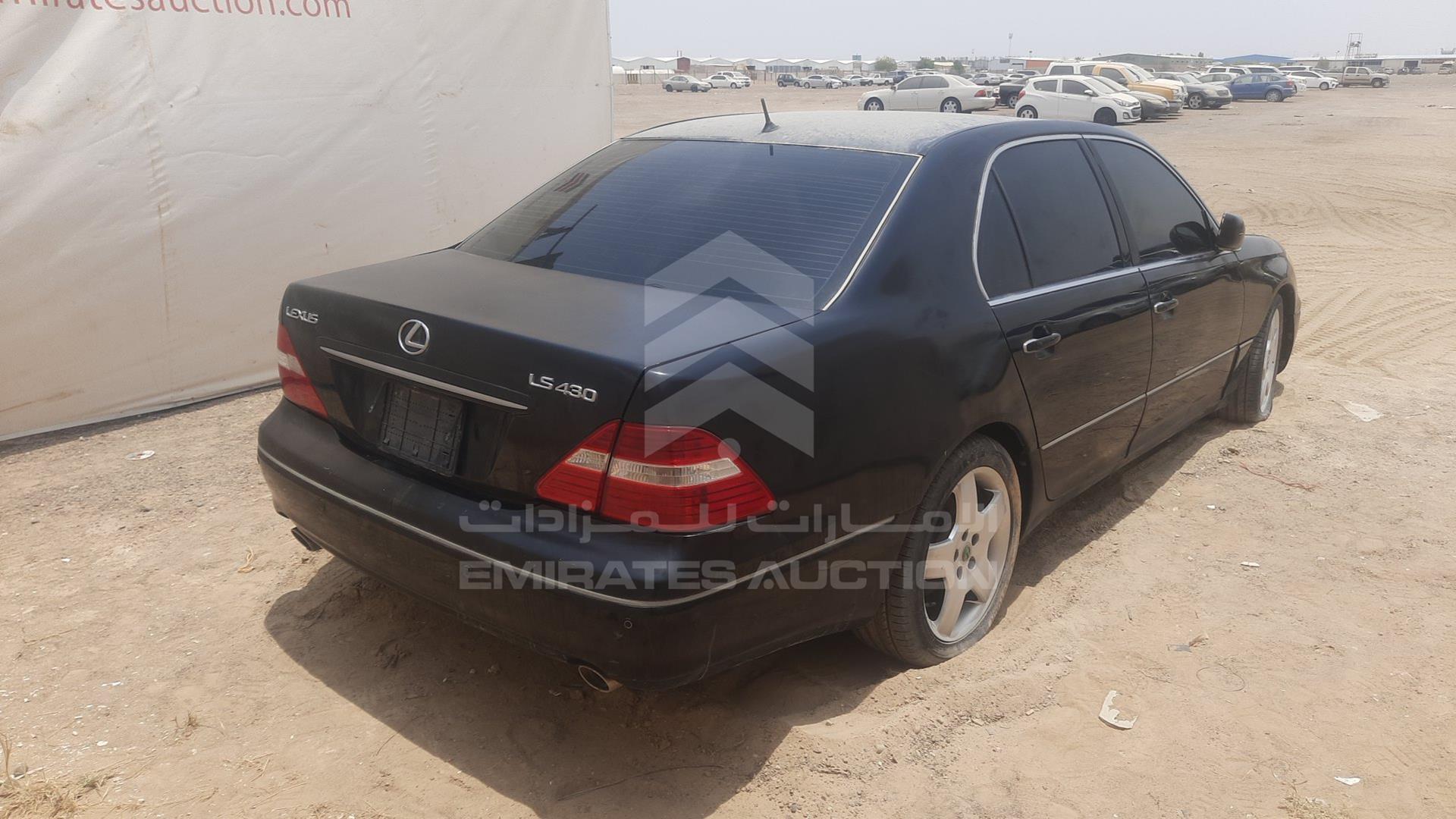2004 LEXUS LS 430 VIN: JTHBN36FX40135742