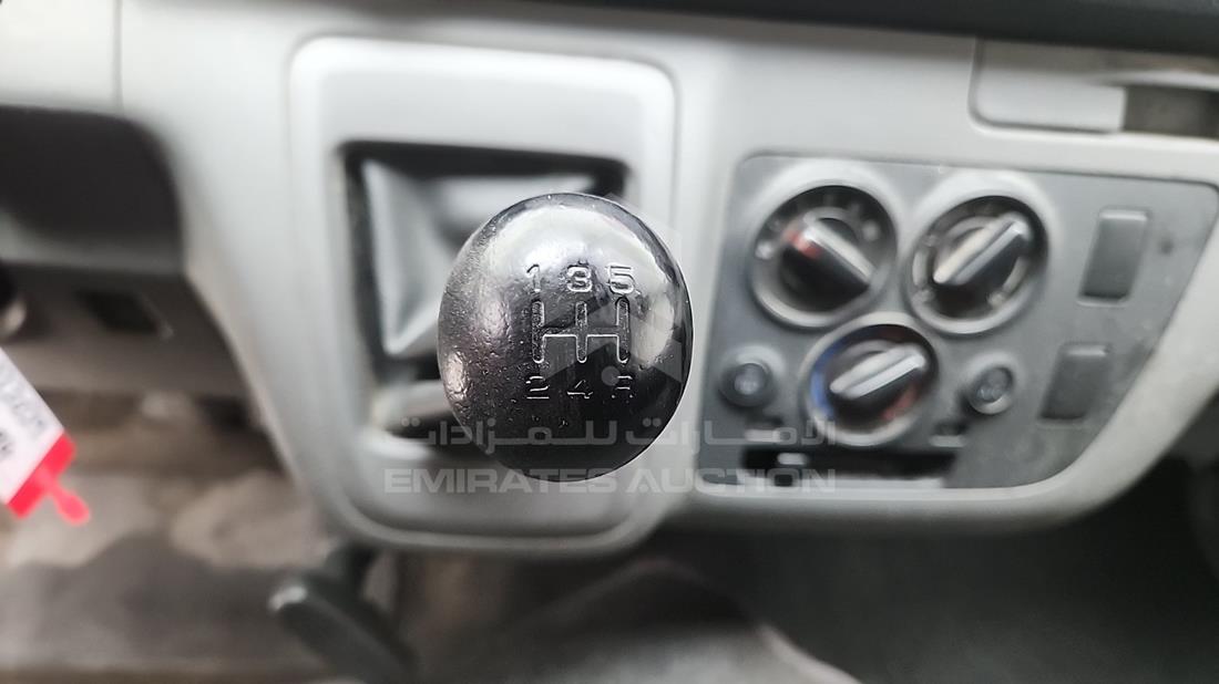2021 Nissan Urvan — Gear View — Photo 12