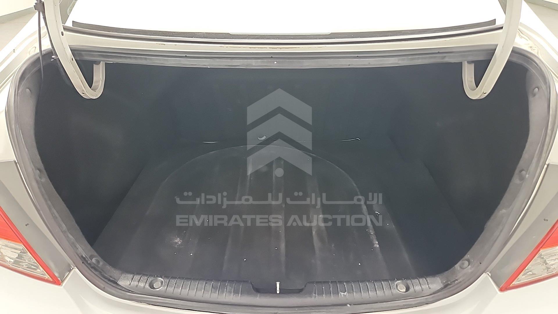 2017 HYUNDAI ACCENT VIN: KMHCT41B5HU235733