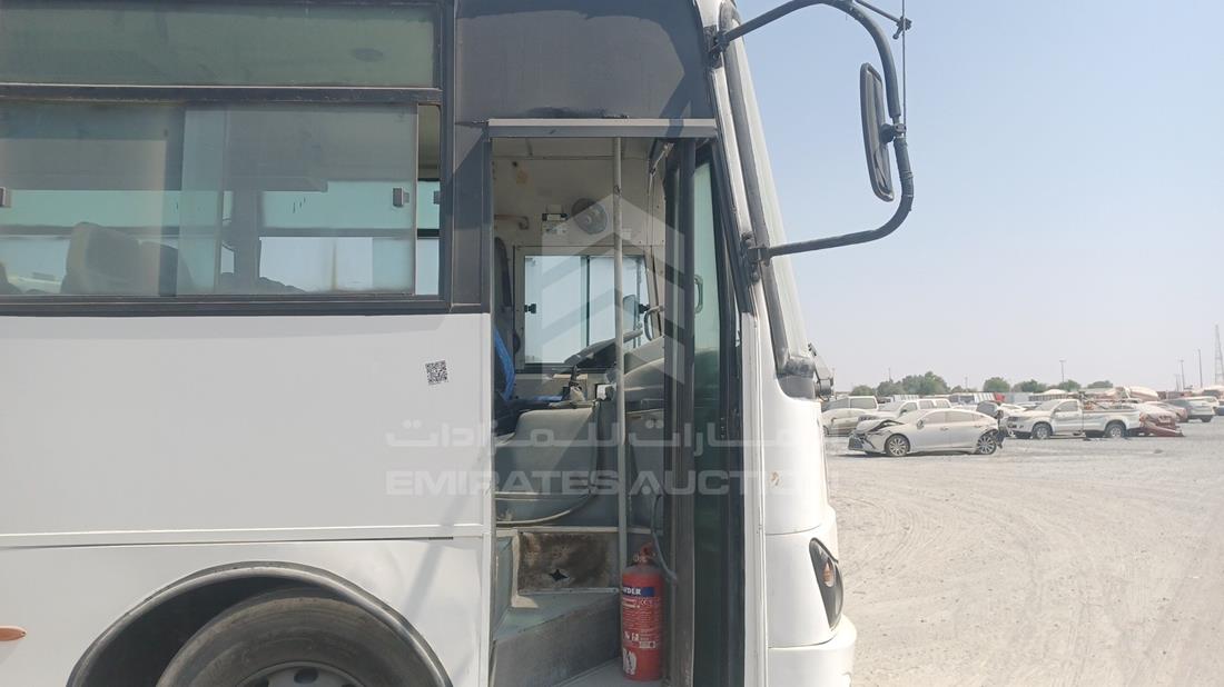 2013 Tata 1618 — Front Right Door — Photo 20