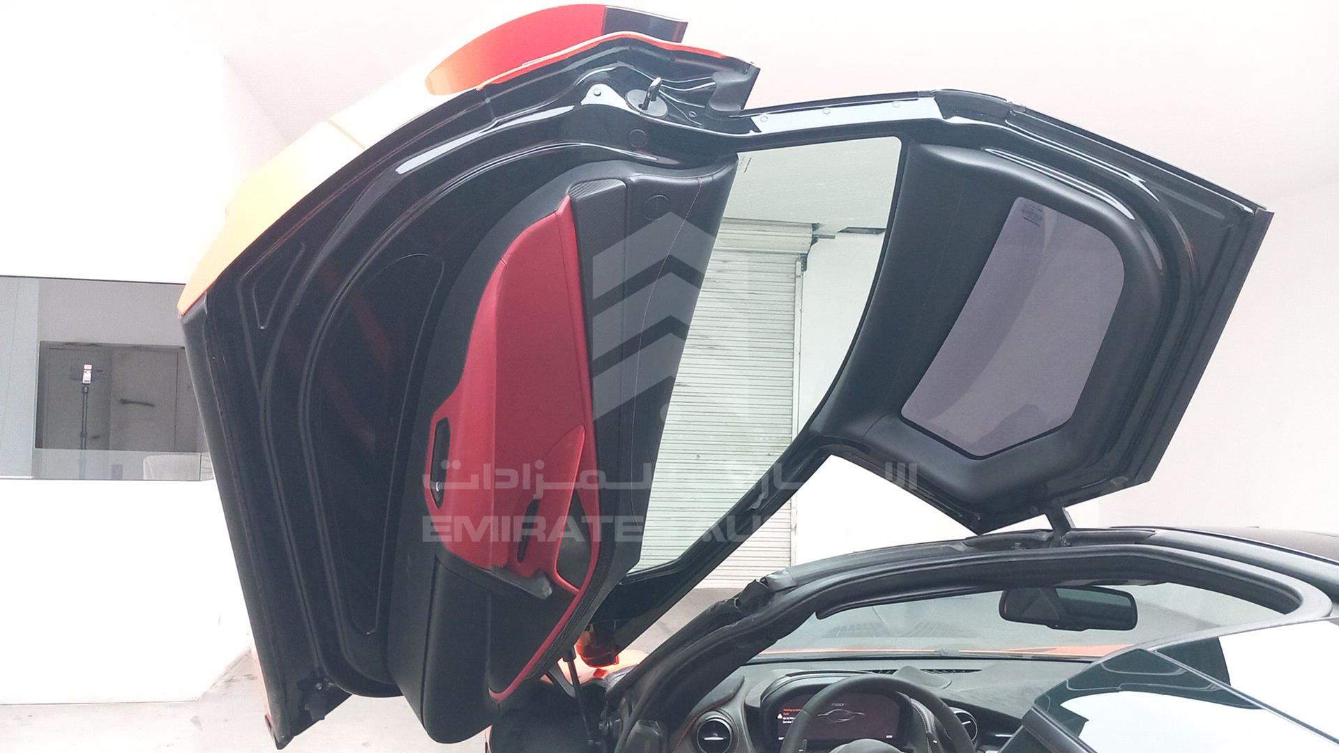 2019 MCLAREN 720S VIN: SBM14DCB9KW002513
