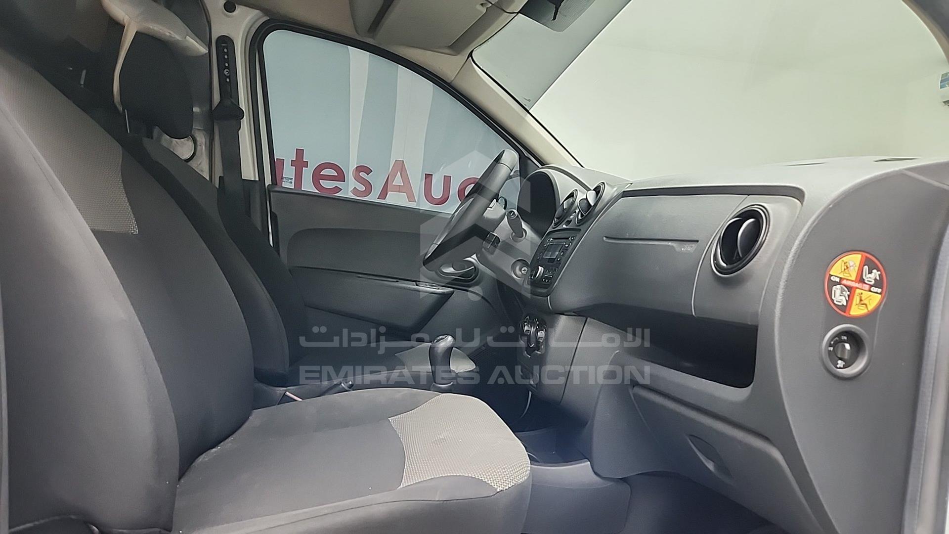 2022 RENAULT DOKKER VIN: VF18SRB45NG028455