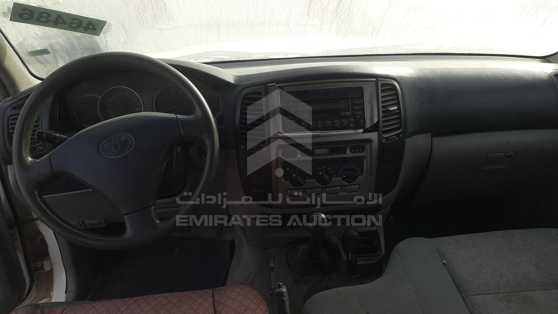 2003 TOYOTA LAND CRUISER VIN: JTGHJ01J233003981