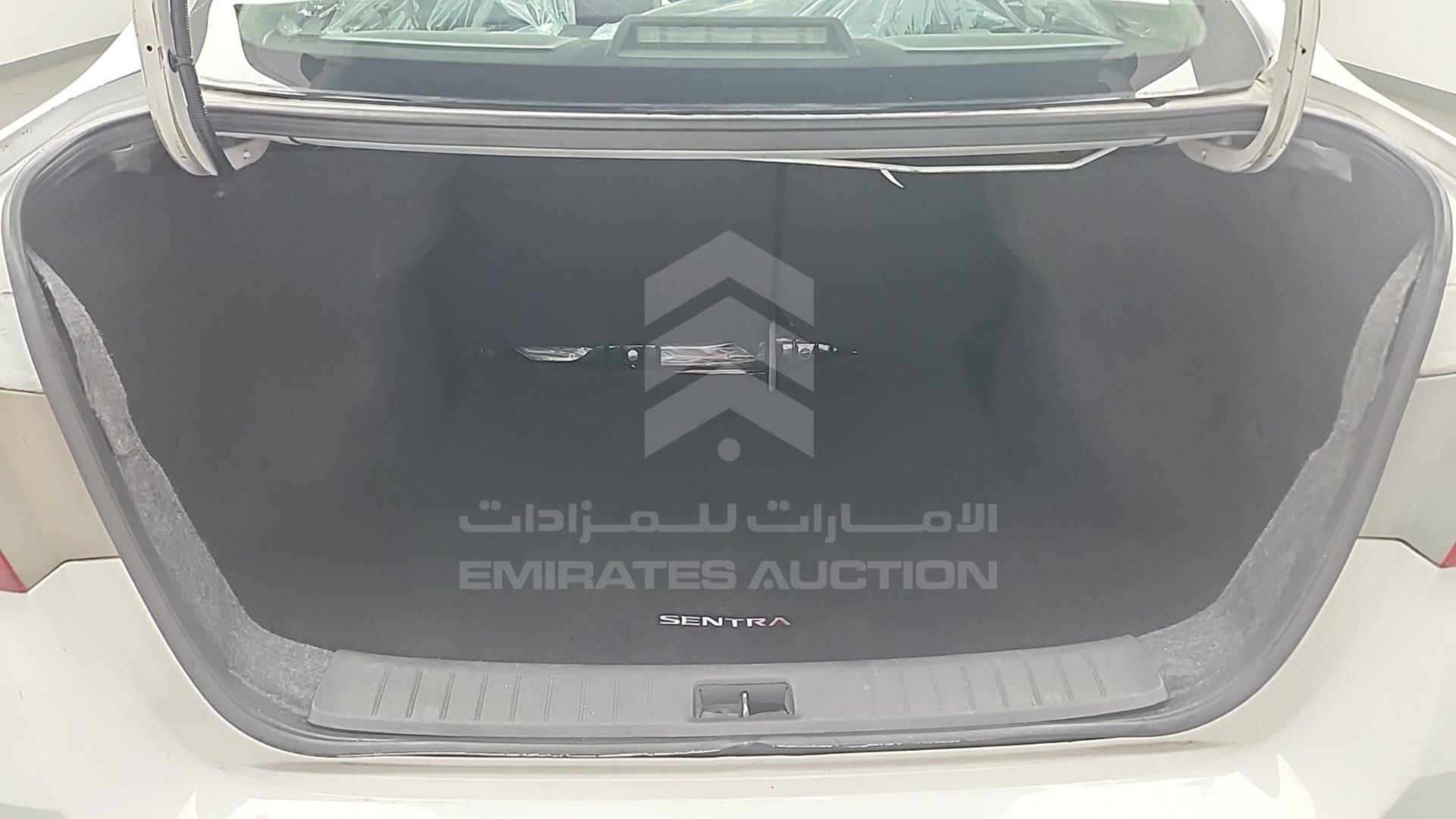 2018 NISSAN SENTRA VIN: 3N1AB7AP2JY347519