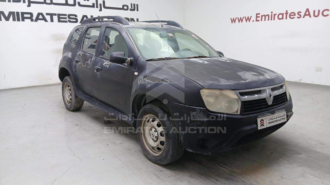 2014 Renault Duster — Front Right Angle — Photo 12