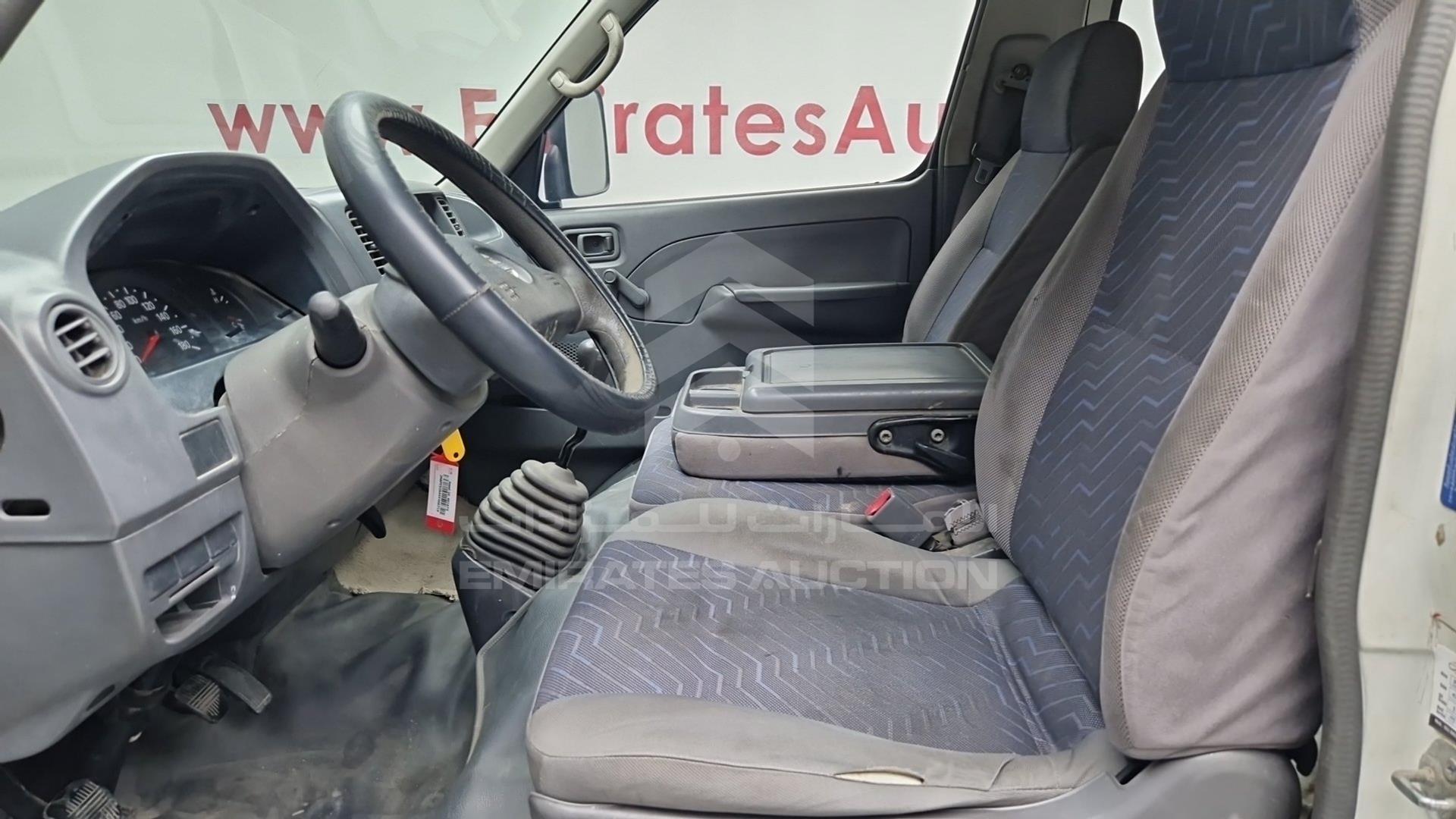 2004 NISSAN URVAN VIN: JN6FE52S44X406719