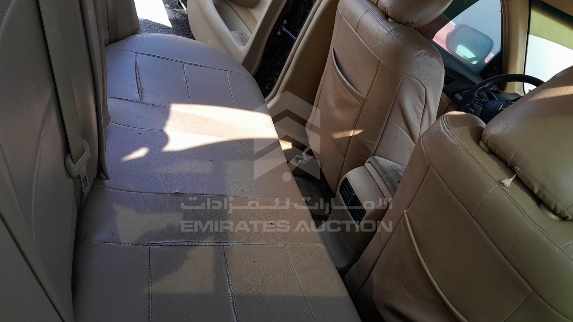 2011 HONDA ACCORD VIN: JHMCP263XBC401576