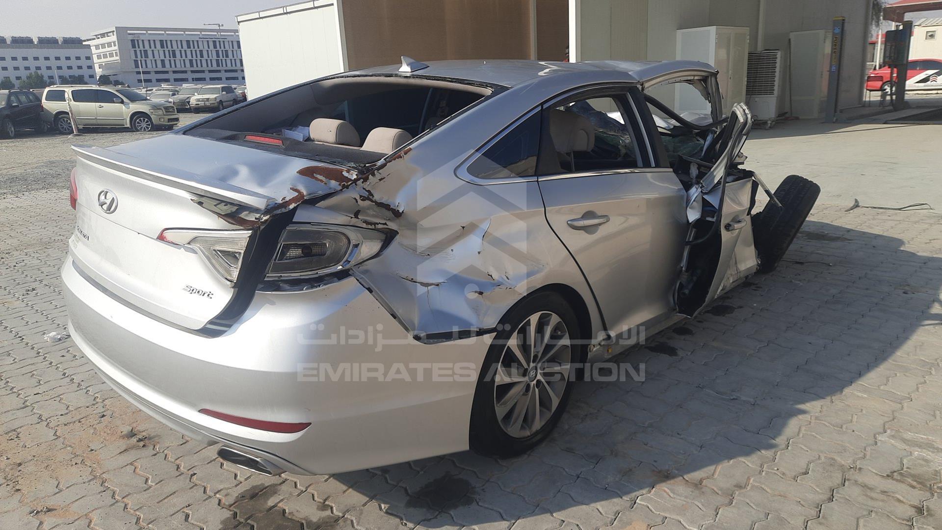2016 HYUNDAI SONATA VIN: 5NPE34AF4GH278176