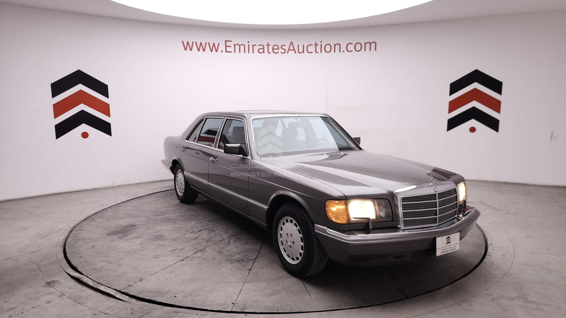 1990 MERCEDES SEL 560 VIN: WDBCA39E5LA531735
