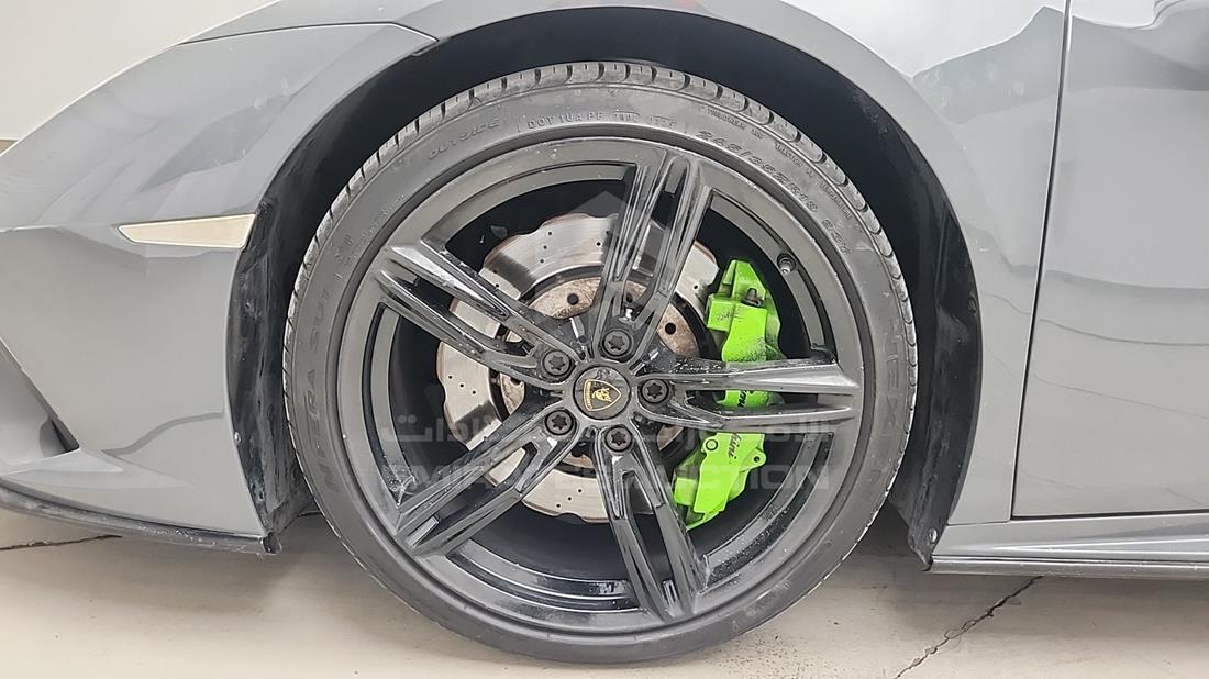 2021 Lamborghini Huracan — Front Left Tyre — Photo 30