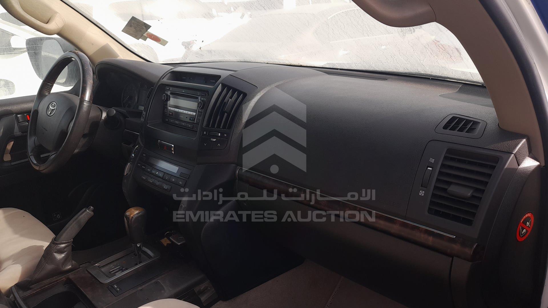 2011 TOYOTA LAND CRUISER VIN: JTMHU09J3B4042340