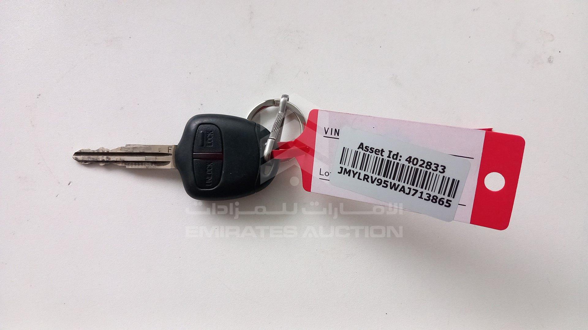 2010 MITSUBISHI PAJERO VIN: JMYLRV95WAJ713865