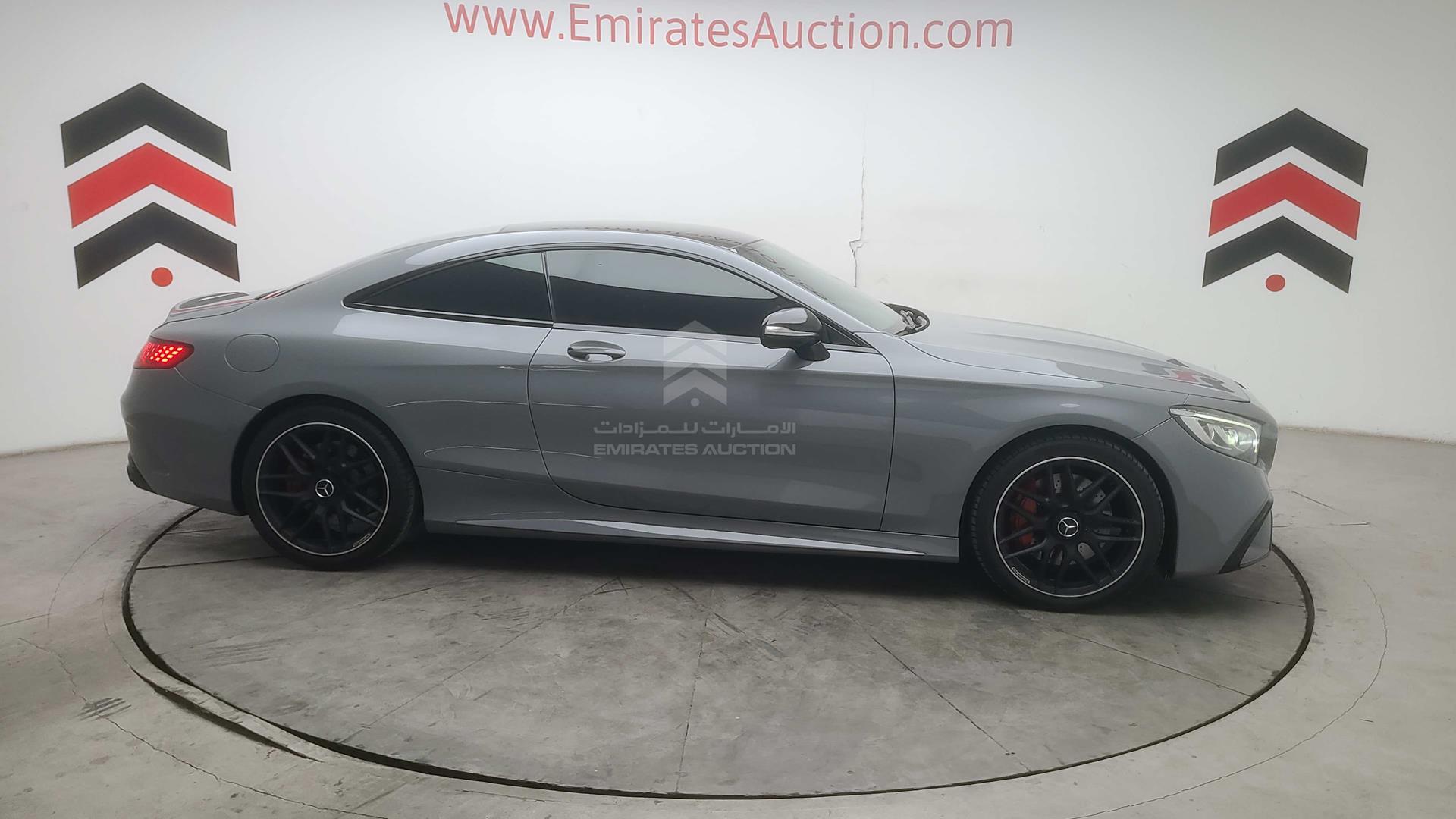 2018 MERCEDES S63 AMG VIN: WDDXJ8JBXJA035530