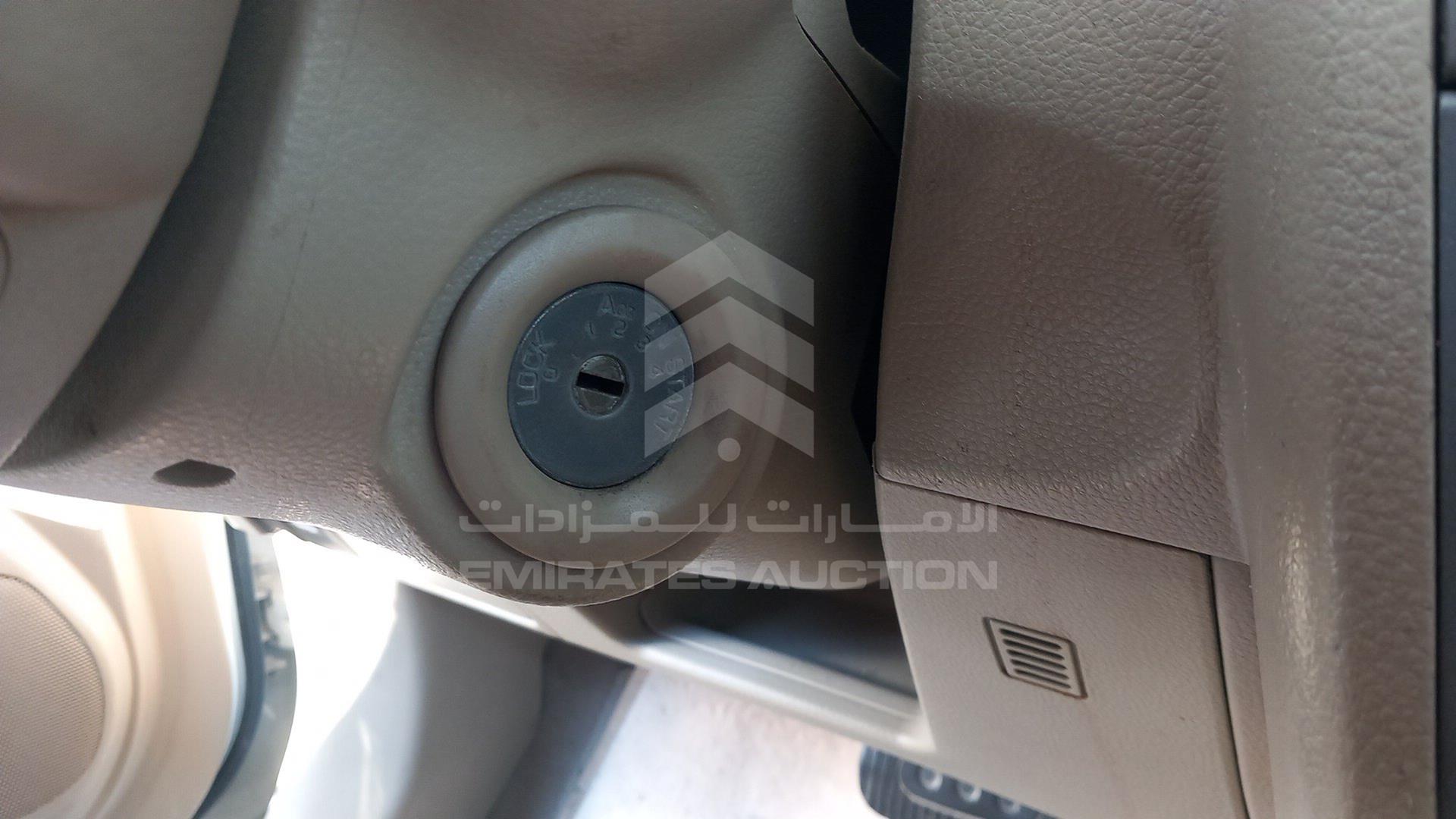 2007 NISSAN TIIDA VIN: JN1CC11C57T009646