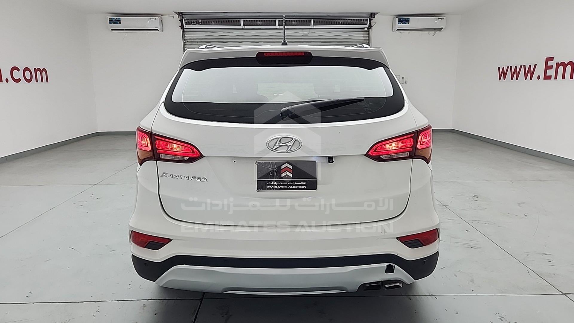 2017 HYUNDAI SANTA FE VIN: KMHST81CXHU647299