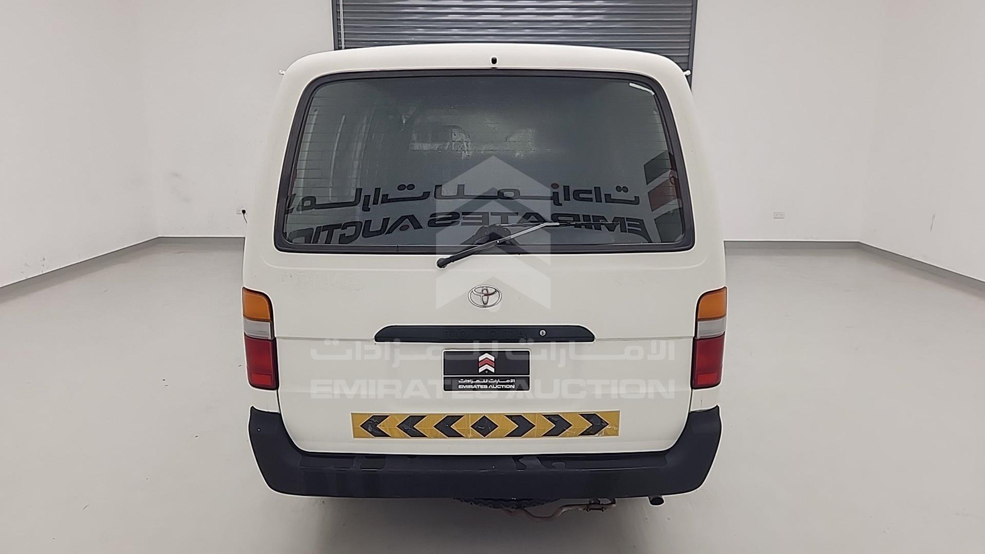 2004 TOYOTA HIACE VIN: JT4ZR119747014734