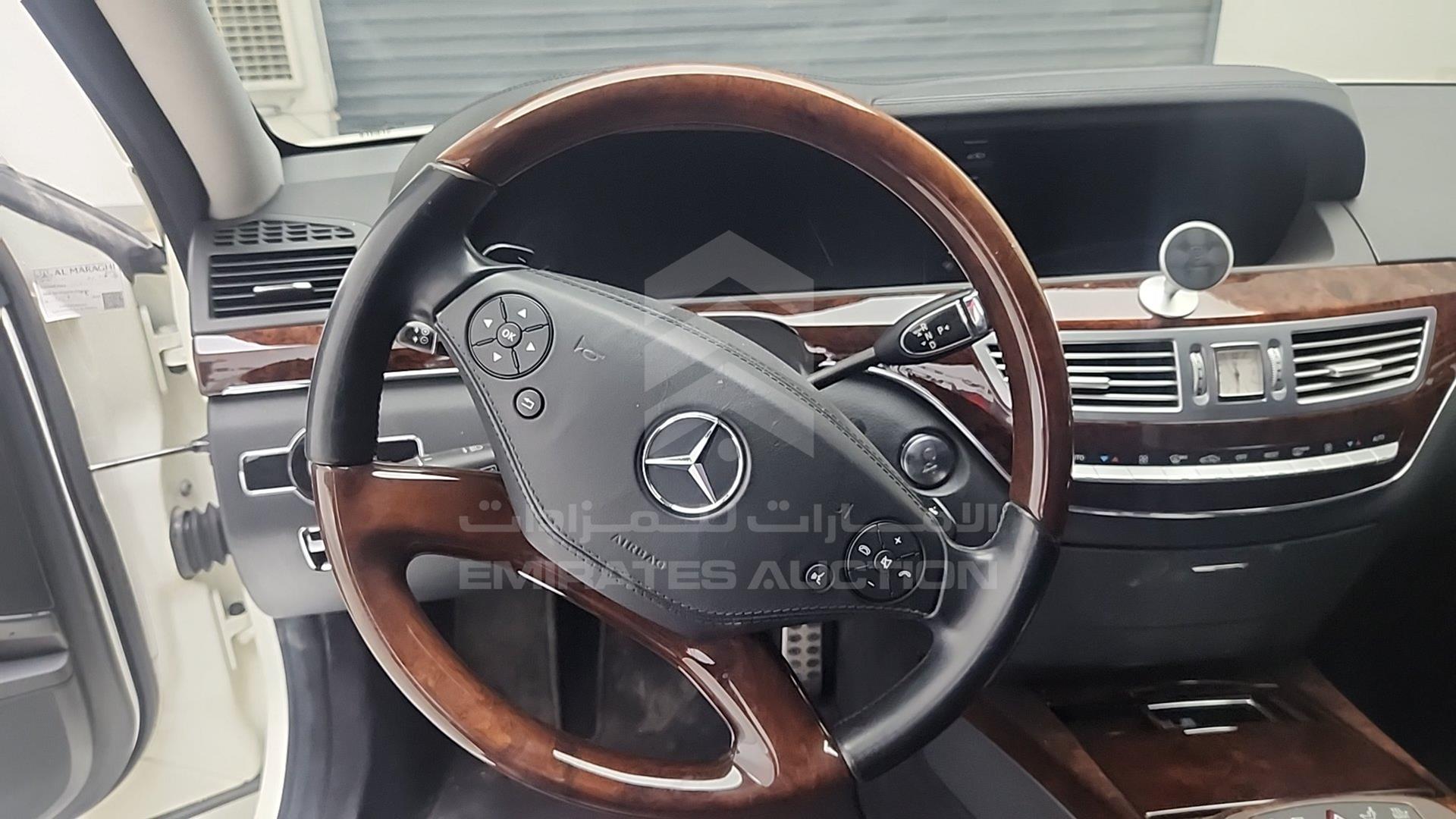 2011 MERCEDES S 350 VIN: WDDNG5HB5BA392674