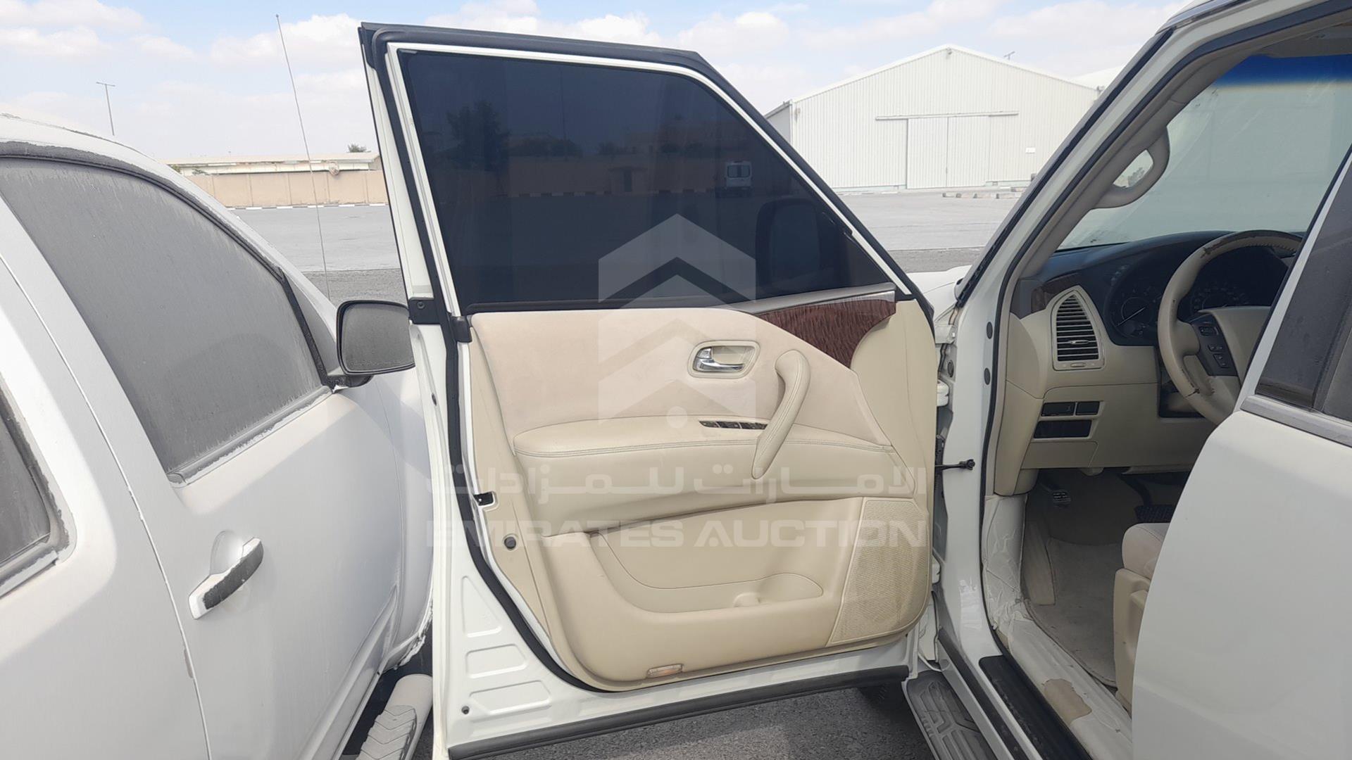 2016 NISSAN PATROL VIN: JN8AY2NY3G9213719