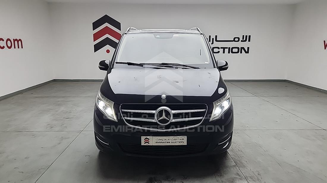 2016 Mercedes V 220 — Full Front View — Photo 1