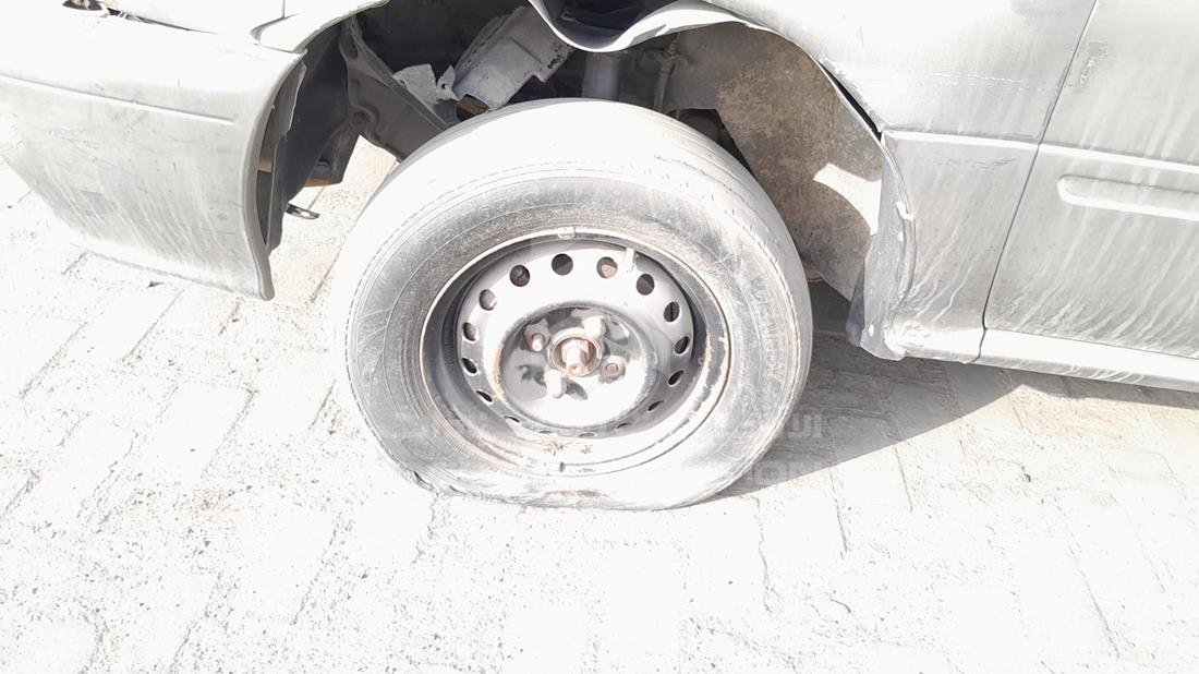 1999 Nissan Sunny — Front Left Tyre — Photo 32