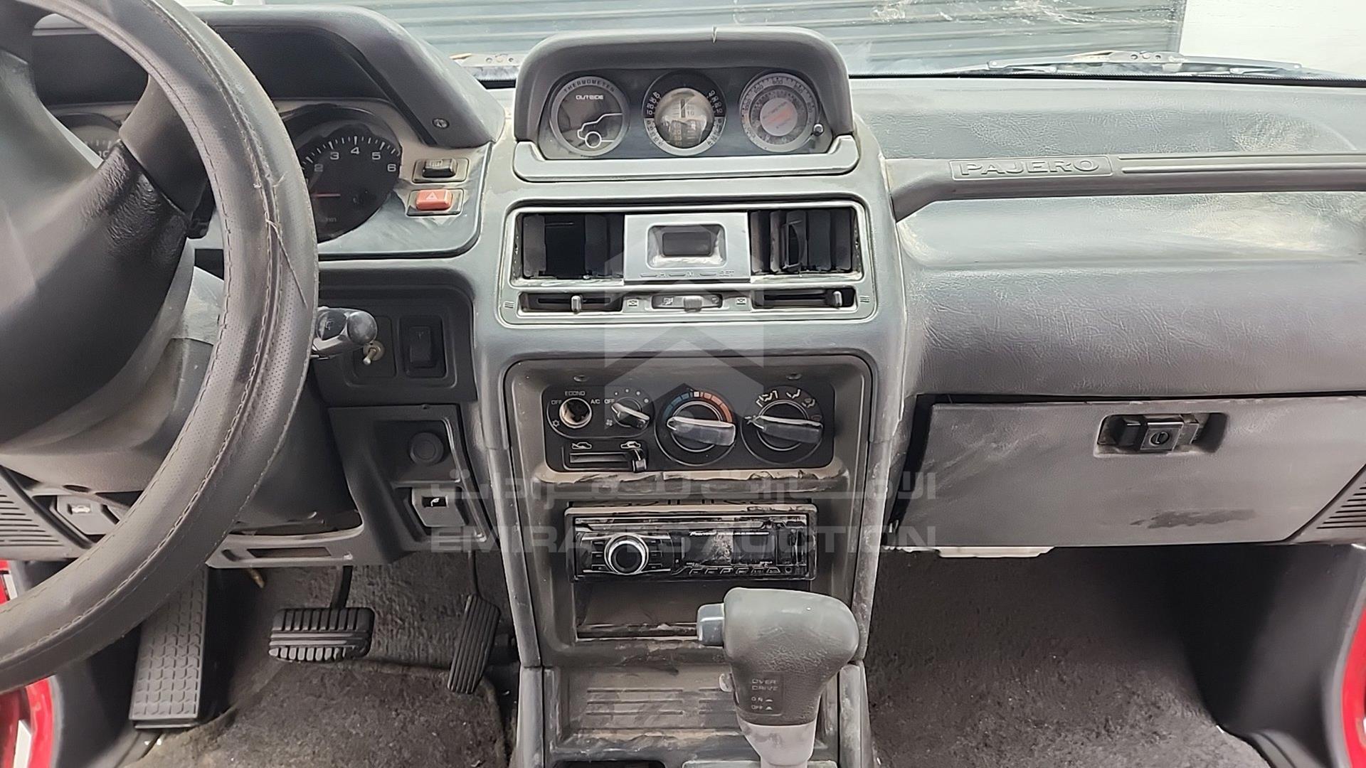 2000 MITSUBISHI PAJERO VIN: JMY0RV310YJ704581
