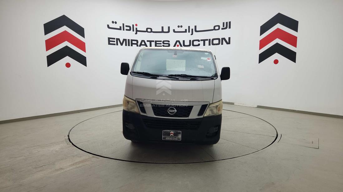 2015 Nissan Urvan — 360-degree view