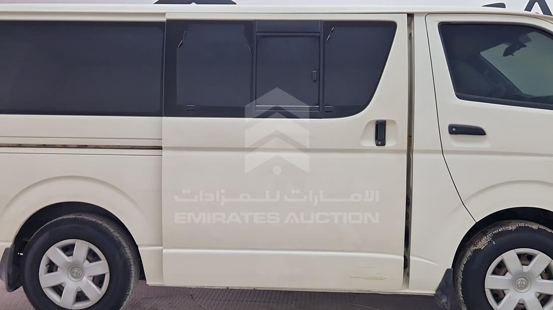 2013 Toyota Hiace — Rear Right Door — Photo 23