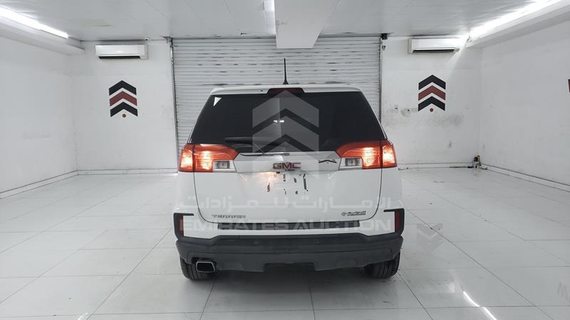2GKAL8EK5H6183696 Auction: EmiratesAuction Lot: 405913 2GKAL8EK5H6183696 GMC Terrain 2017 WHITE Photo 8